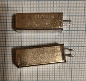 Кварцевый резонатор 0,502 МГц - 502 УД 1Г 11x11x28