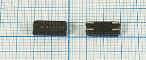 Кварцевый резонатор 32.768 КГц SMD10440P4 12,5 20 -40~85C MC-406 1Г