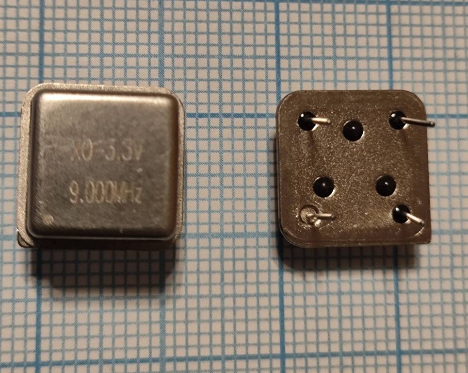 Кварцевый генератор 9000 КГц - FXO-BCH-9,000 DIL-8 (HALF) 3,3V TTL/CMOS FT