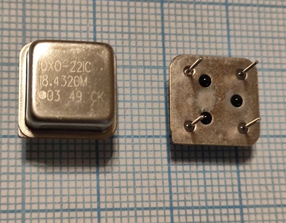 Кварцевый генератор 18,432 МГц - 18432 IQXO-22IC HALF 5В HCMOS TTL