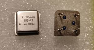 Кварцевый генератор 9,8304 МГц - 9830,4 HALF CM 5В SQ2200 TQX Кварцевый генератор 9,8304 МГц - 9830,4 HALF CM 5В SQ2200 TQX
