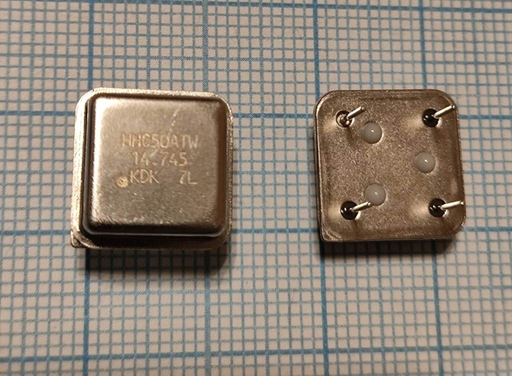 Кварцевый генератор 14745,6 КГц - HHC50ATW-14,7456MHz DIL-8 (HALF) 5в TTL/CMOS KDK