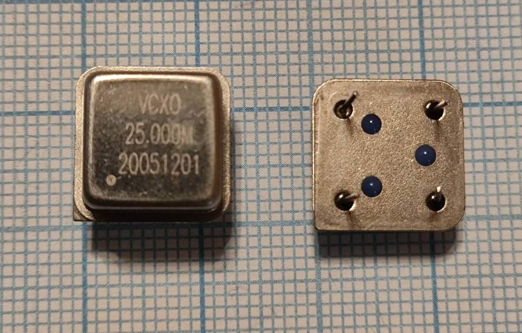 Кварцевый генератор 25 МГц - 25000 VCXO HALF T/CM 3,3В FVO10ABH3 FT