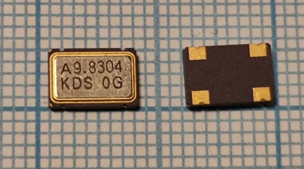 Кварцевый генератор 9.8304 МГц - 9830.4 SMD07050C4 T/CM 3,3В DSO751SR KDS