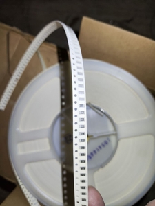 Чип резистор RC06K33900FT 1206