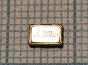 Кварцевый генератор 12 МГц - 12000 SMD05032C4 T/CM 5В SOC5 SDE