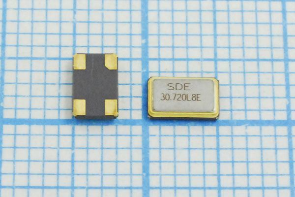 Кварцевый резонатор 30,72 МГц - 30720 SMD05032C4 8 10 30/-40~85C SMD0503(4P) 1