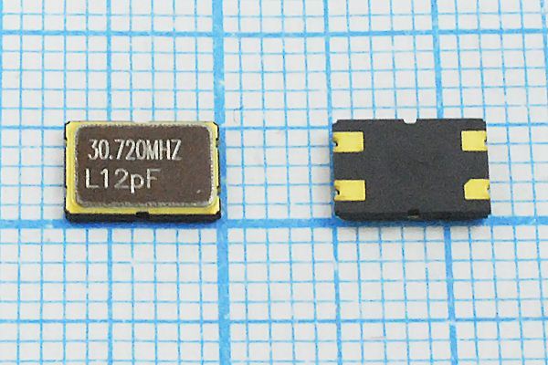 Кварцевый резонатор 30,72 МГц - 30720 SMD07050C4 12 10 30/-40~85C KC7 1Г