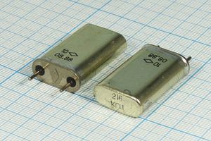Кварцевый резонатор 0,216 МГц - 216 HC13U БА1 1Г высокие(19x30)