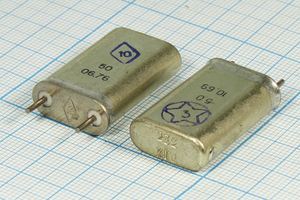 Кварцевый резонатор 0,232 МГц - 232 HC13U БА1 1Г высокие(19x30)