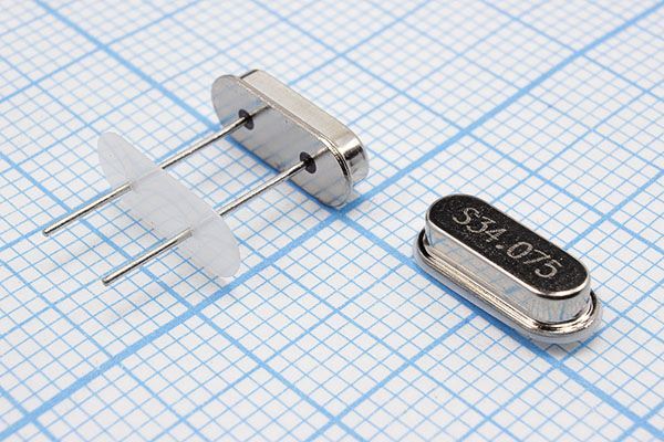 Кварцевый резонатор 34,075 МГц - 34075 HC49S2 S 30 30/-20~70C 49S3[SDE] 1Г +IS