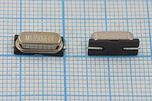 Кварцевый резонатор 13,5 МГц - 13500 SMD49S4 12 SMD49S 1Г (M13500EOT) Кварцевый резонатор 13,5 МГц - 13500 SMD49S4 12 SMD49S 1Г (M13500EOT)