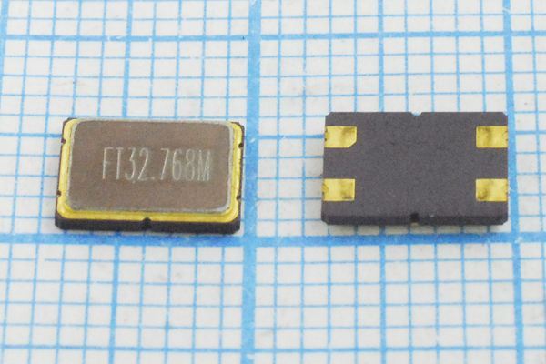 Кварцевый резонатор 32,768 МГц - 32768 SMD07050C4 16 10 /-40~85C SM7S 1Г (FT32.7