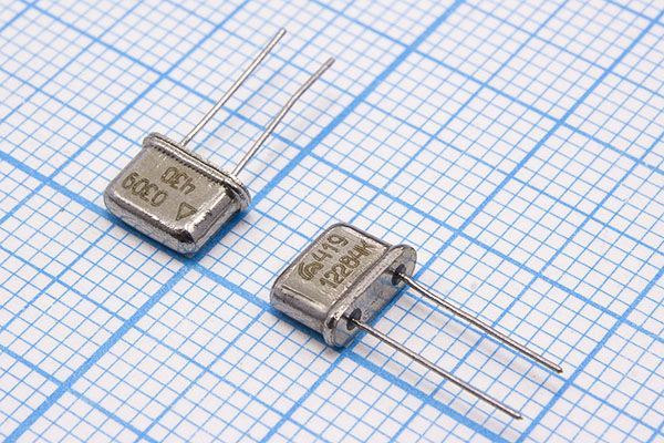 Кварцевый резонатор 12,284 МГц - 12284 UM4 S РК419МР 1Г