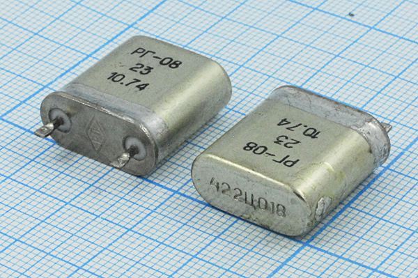 Кварцевый резонатор 12,5 МГц - 12500 БВ РГ08БВ 1Г (422Ц018)