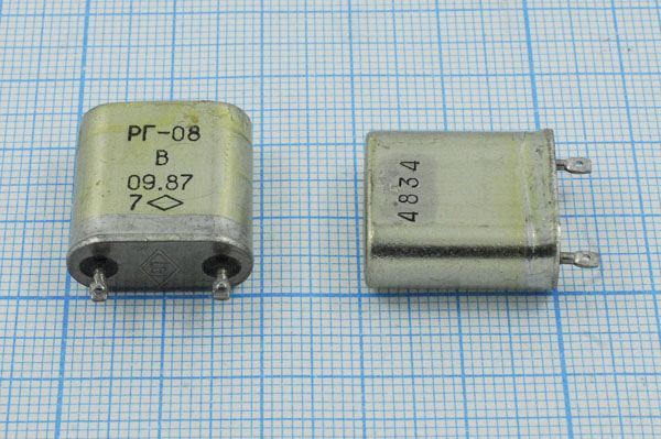 Кварцевый резонатор 8 МГц - 8000 БВ РГ08БВ-15ЖТ 1Г