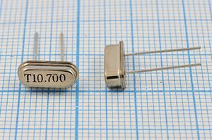 Кварцевый резонатор 10,7 МГц - 10700 HC49S3 16 30 S[FT] 1Г (T10.700)