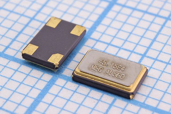 Кварцевый резонатор 45,1584 МГц - 45158,4 SMD05032C4 20 20 /-20~70C MJ[MEC]