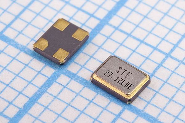 Кварцевый резонатор 27,12 МГц - 27120 SMD03225C4 8 10 15/-40~85C S3225 1Г