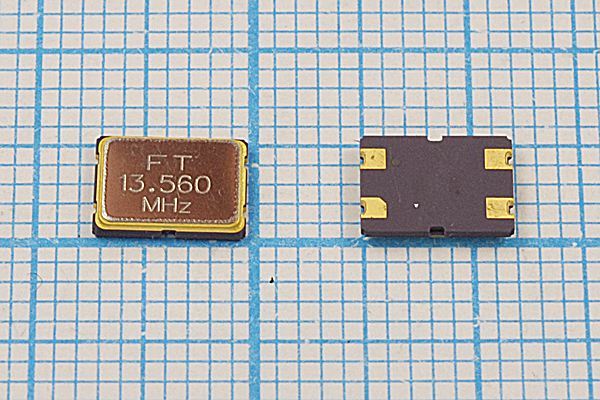 Кварцевый резонатор 13,56 МГц - 13560 SMD07050C4 20 10 50/-40~85C SM7S 1Г (FT)