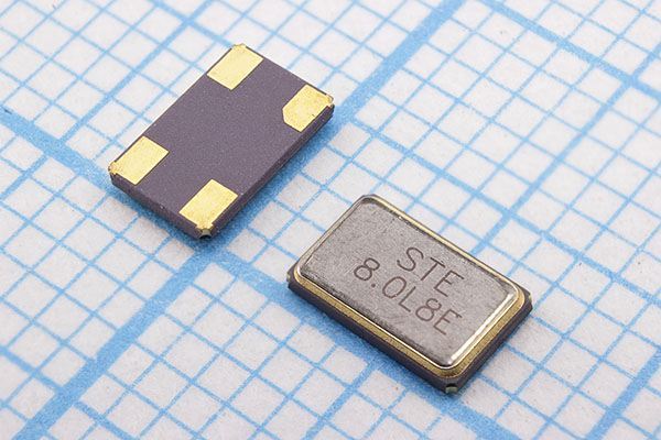 Кварцевый резонатор 8 МГц - 8000 SMD05032C4 8 10 30/-40~85C S5032 1Г