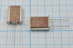 Кварцевый резонатор 22,5792 МГц - 22579,2 HC49U 30 30 GO[ACTHC49U] 1Г (ACT)
