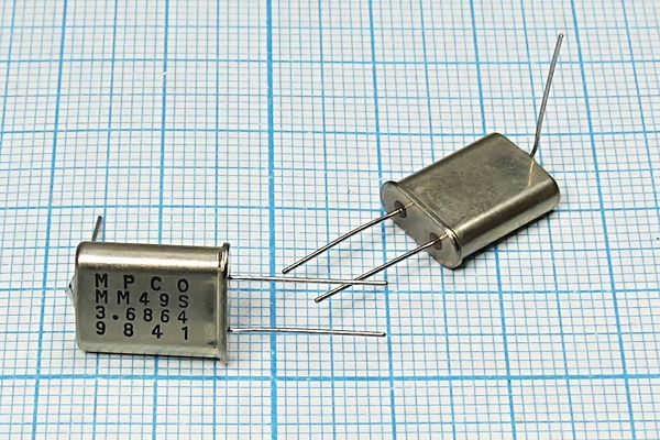 Кварцевый резонатор 3,6864 МГц - 3686,4 HC49U+LW S MM49S 1Г (M.P.CO.)