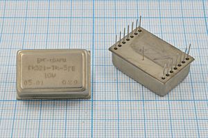 Кварцевый генератор 10 МГц - 10000 TCXO 30x20x10 TTL 5В ГК321-ТК-5ГЕ Кварцевый генератор 10 МГц - 10000 TCXO 30x20x10 TTL 5В ГК321-ТК-5ГЕ