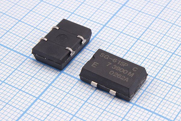 Кварцевый генератор 6,15384 МГц - 6153,84 FULL TTL 5В VF150