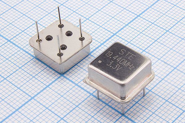 Кварцевый генератор 19,44 МГц - 19440 HALF T/CM 3,3В STE