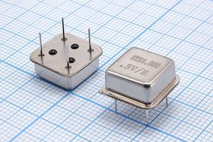 Кварцевый генератор 4 МГц - 4000 HALF T/CM 5В OSC8 STE