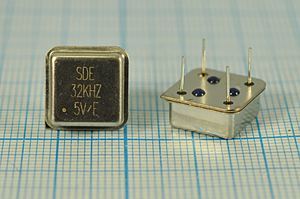 Кварцевый генератор 32 КГц - HALF T/CM 5В OSCH SDE Кварцевый генератор 32 КГц - HALF T/CM 5В OSCH SDE