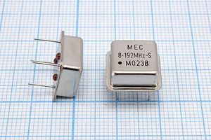 Кварцевый генератор 8,192 МГц - 8192 HALF T/CM 5В MO-23B-S MEC