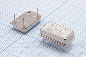 Кварцевый генератор 11,0592 МГц - 11059,2 FULL T/CM 5В HO-13C HIB Кварцевый генератор 11,0592 МГц - 11059,2 FULL T/CM 5В HO-13C HIB