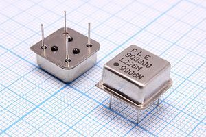 Кварцевый генератор 1,228 МГц - 1228 HALF CM 5В SQ3300 PLE Кварцевый генератор 1,228 МГц - 1228 HALF CM 5В SQ3300 PLE