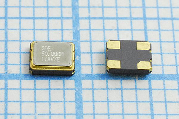 Кварцевый генератор 50 МГц - 50000 SMD03225C4 CM 1,8В SOC3 SDE