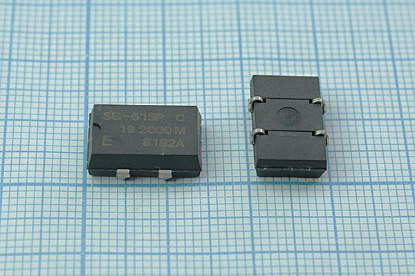 Кварцевый генератор 19,2 МГц - 19200 SMD14098P4 T/CM 5В SG-615P-C