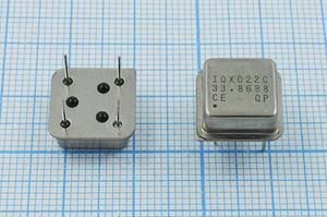 Кварцевый генератор 33,8688 МГц - 33868,8 HALF CM 5В IQXO-22C C-MAC