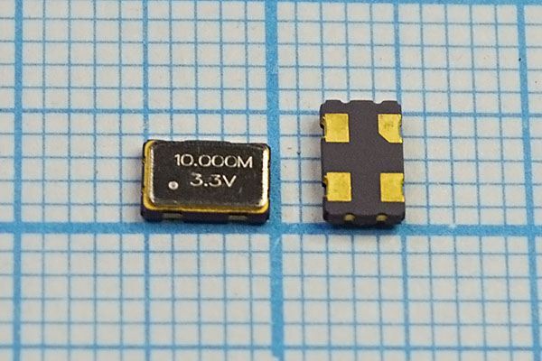 Кварцевый генератор 10 МГц - 10000 SMD05032C4 T/CM 3,3В SOC5 STE