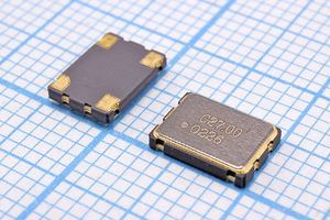 Кварцевый генератор 27 МГц - 27000 SMD07050C4 CM 3,3В OMA CREC Кварцевый генератор 27 МГц - 27000 SMD07050C4 CM 3,3В OMA CREC