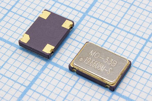 Кварцевый генератор 19,6608 МГц - 19660,8 SMD07050C4 T/CM 5В MO-33B-S MEC