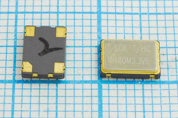 Кварцевый генератор 180 МГц - 180000 SMD07050C4 T/CM 3,3В SOC7 SDE