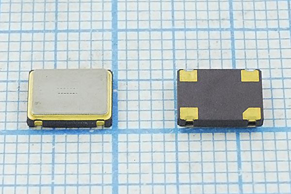 Кварцевый генератор 48 МГц - 48000 SMD07050C4 T/CM 3,3В CSC3L480000BAVRS00