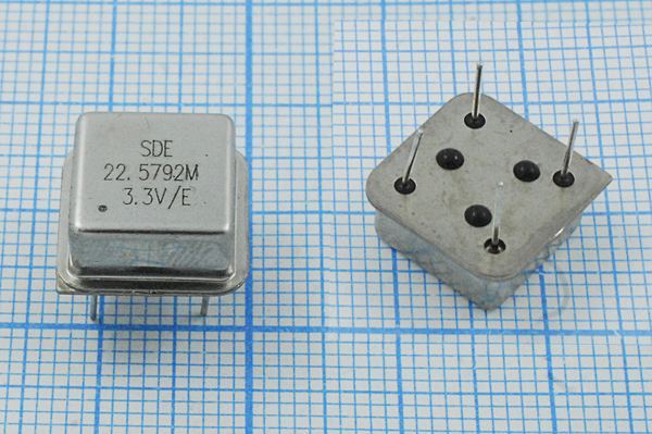 Кварцевый генератор 22,5792 МГц - 22579,2 HALF T/CM 3,3В OSC8 SDE