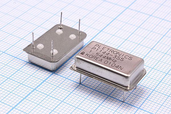 Кварцевый генератор 1,544 МГц - 1544 FULL CM 5В P1144-3SS PLE