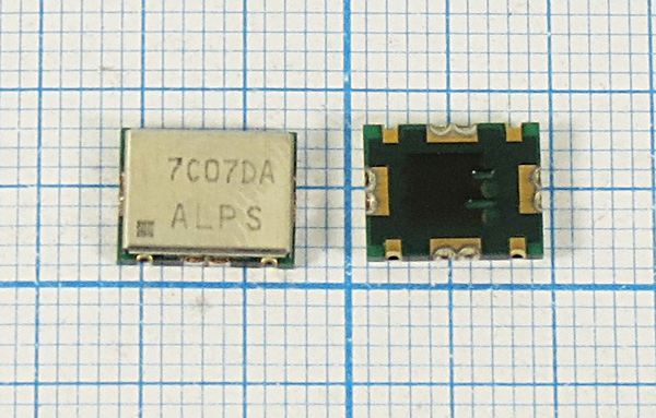 Кварцевый генератор 1360 МГц - 1360000 VCO S08565M8 5В UCVE1-635A ALPS