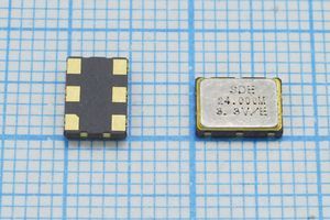 Кварцевый генератор 24 МГц - 24000 VCXO SMD07050C6 CM 3,3В VCXO7050 SDE Кварцевый генератор 24 МГц - 24000 VCXO SMD07050C6 CM 3,3В VCXO7050 SDE