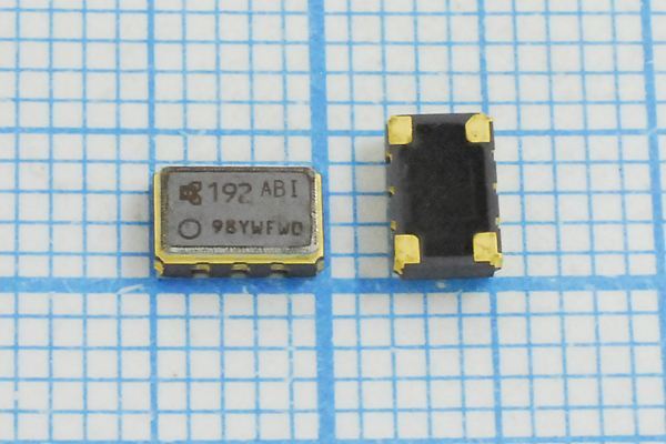 Кварцевый генератор 19,2 МГц - 19200 VCTCXO SMD05032C4 SIN 2,8В KT18B-EGR28A