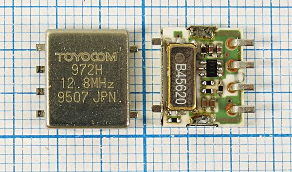 Кварцевый генератор 12,8 МГц - 12800 VCTCXO SMD126114M6 SIN 3,3В TCO-972H