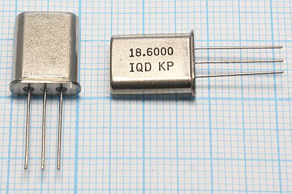 Кварцевый резонатор 18,6 МГц - 18600 HC49U-3 30 HC49[IQD] 1Г (18.6000 IQD KP)